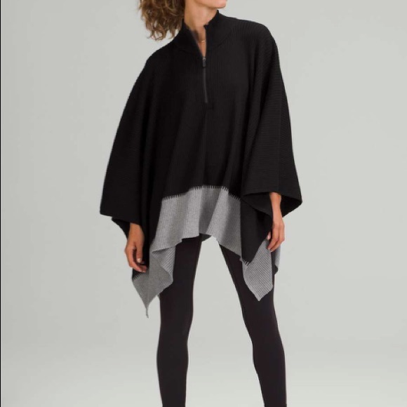 ❌SOLD❌ Lululemon black and grey poncho - Picture 7 of 8